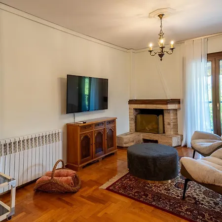 Ines Elysium Apartmán Kastoria