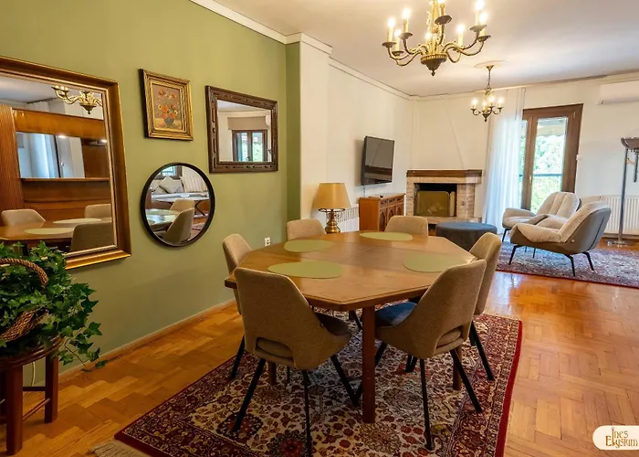 Ines Elysium דירה קסטוריה