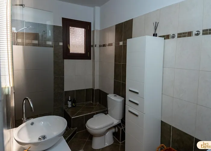 Ines Elysium * קסטוריה