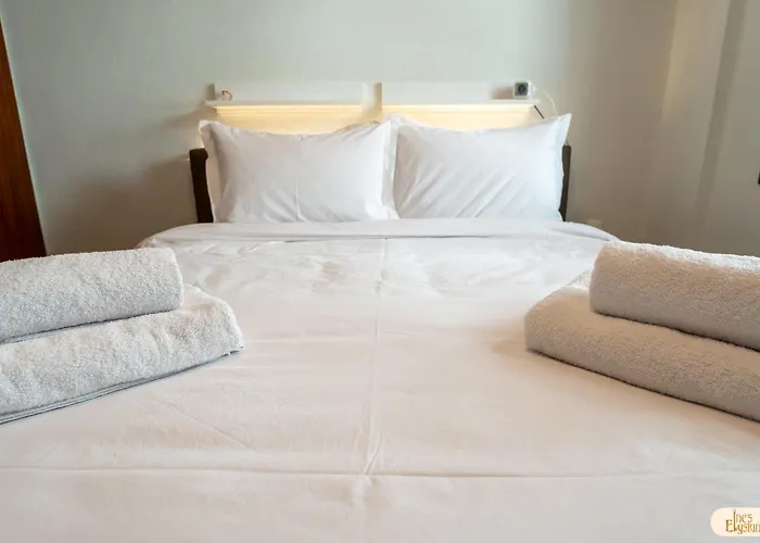 Ines Elysium * קסטוריה